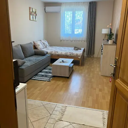 Appartamento Sladana I Luna *