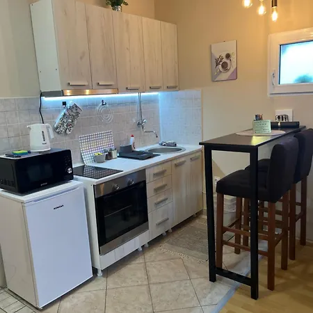 Sladana I Luna Apartment Subotica