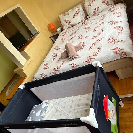 Apartment Sladana I Luna