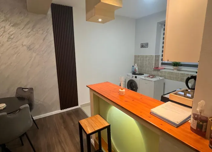 Sladana I Luna 苏博蒂察