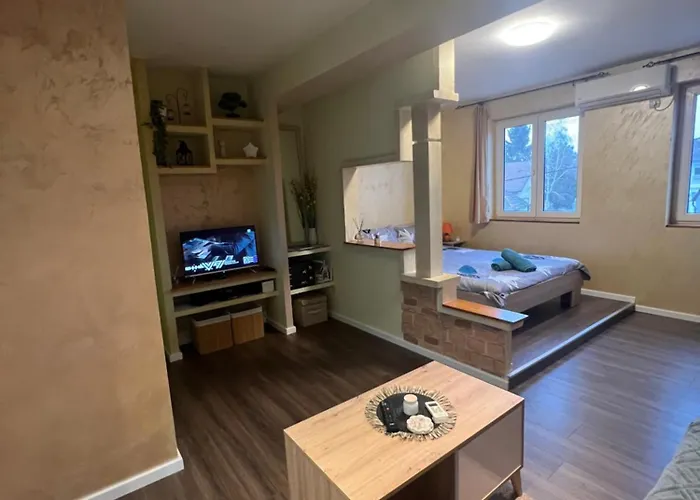 Sladana I Luna 公寓