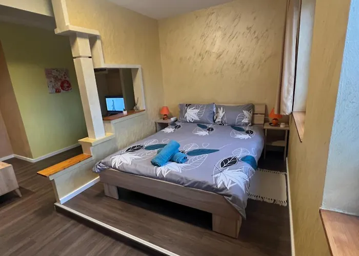 Sladana I Luna 苏博蒂察