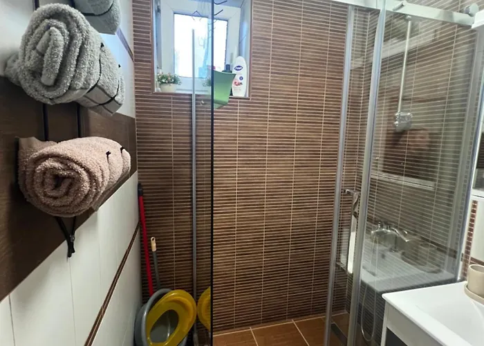 公寓 Sladana I Luna